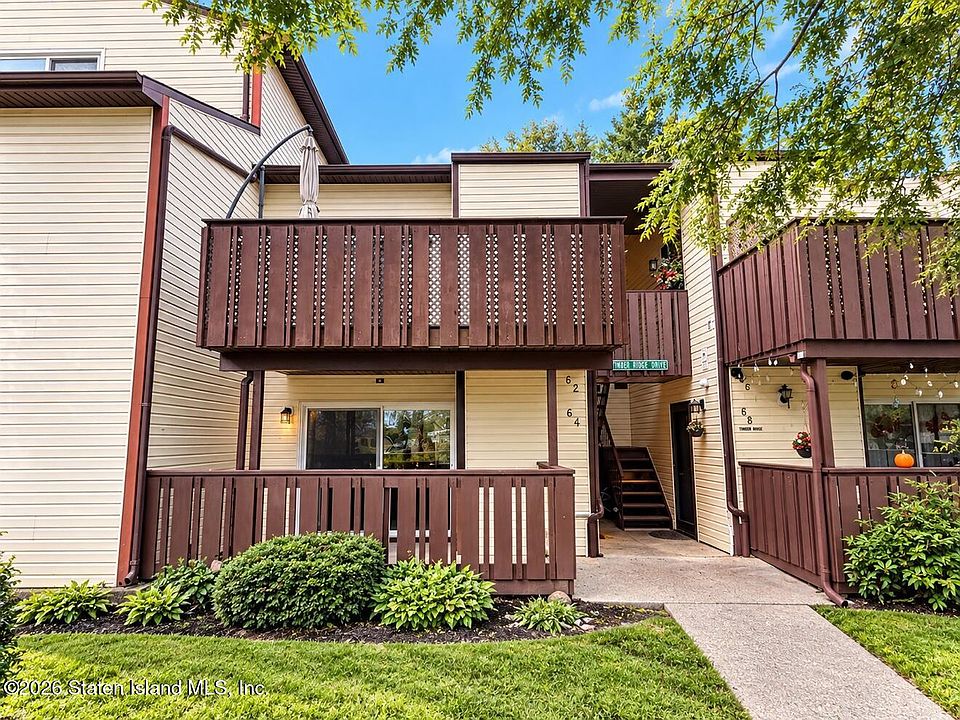 1st image of 64 Timber Ridge Dr