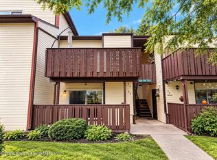 64 Timber Ridge Dr, Staten Island, NY 10306