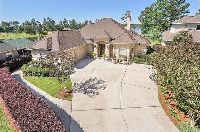 1st image of 204 Saint Mary Ct