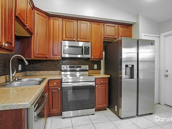 3rd image of 10030 E Huntington Forest Blvd