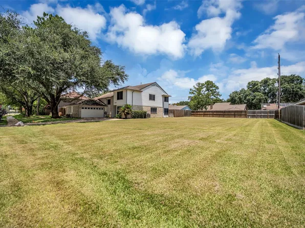 4804 Whispering Falls Dr, Houston, TX 77084