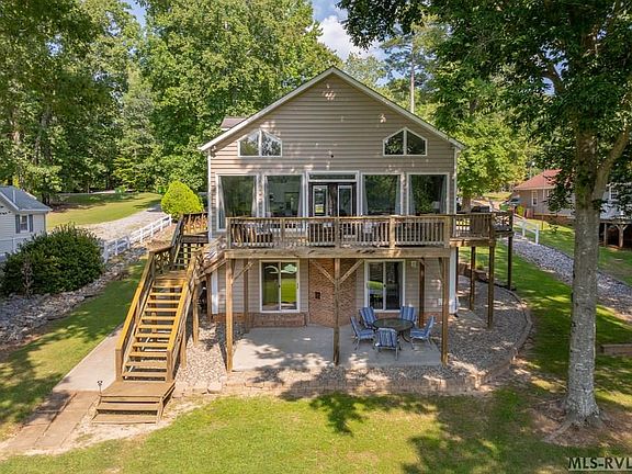 2nd image of 329 Cross Creek Ct