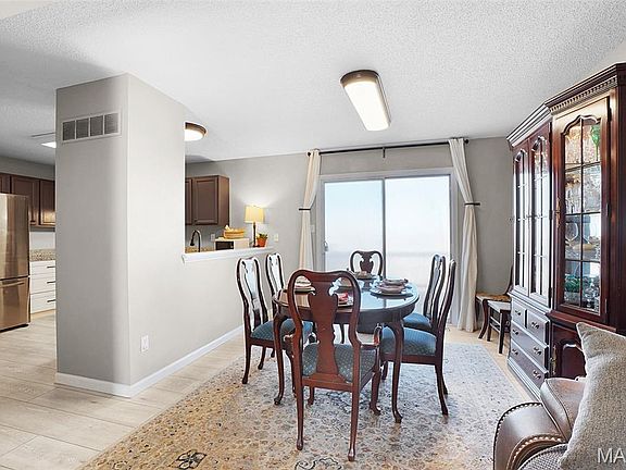 5th image of 75 Lexie Ct