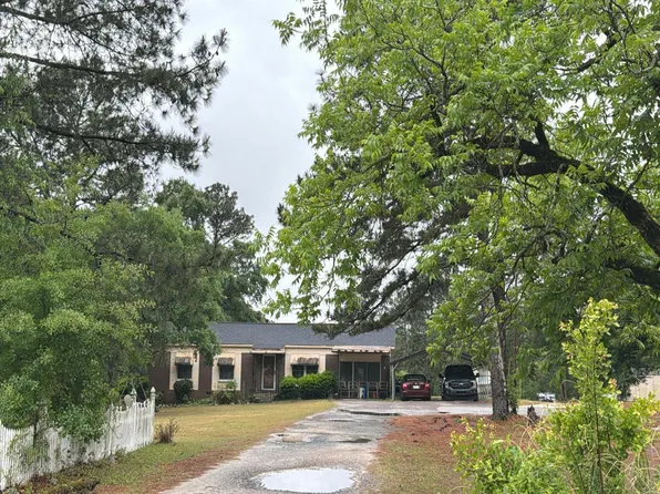 128 Plain St, Batesburg, SC 29006