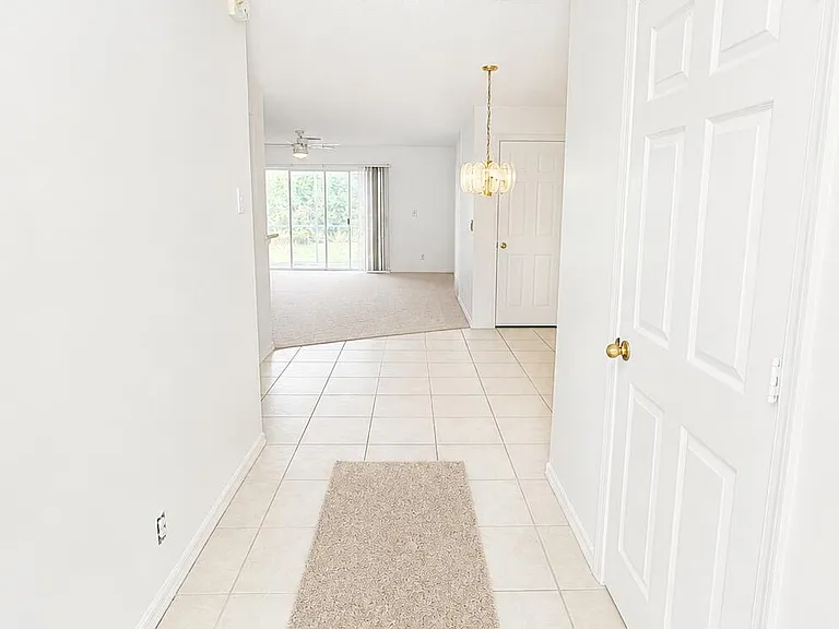 111 Fox Meadow Run — Photo 2