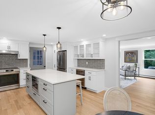 39 Middle Rd #A, Newbury, MA 01951