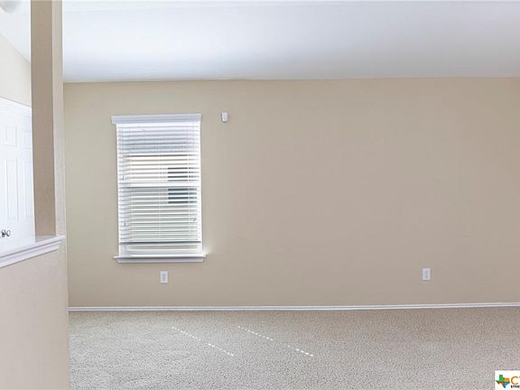 2nd image of 2106 Scott Dr