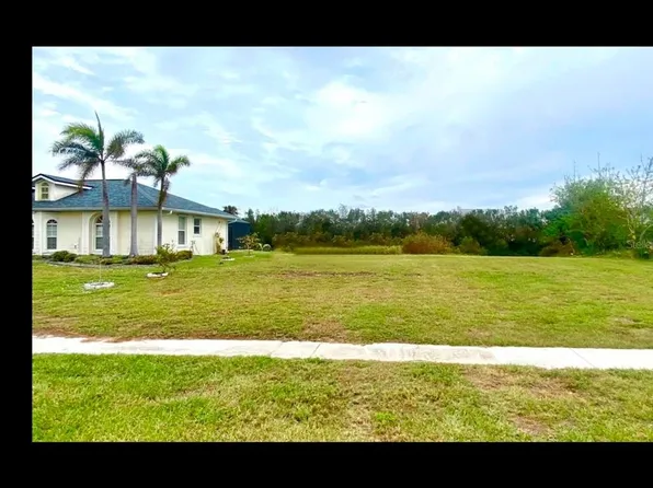 4150 Gardner Dr #17, Pt Charlotte, FL 33952