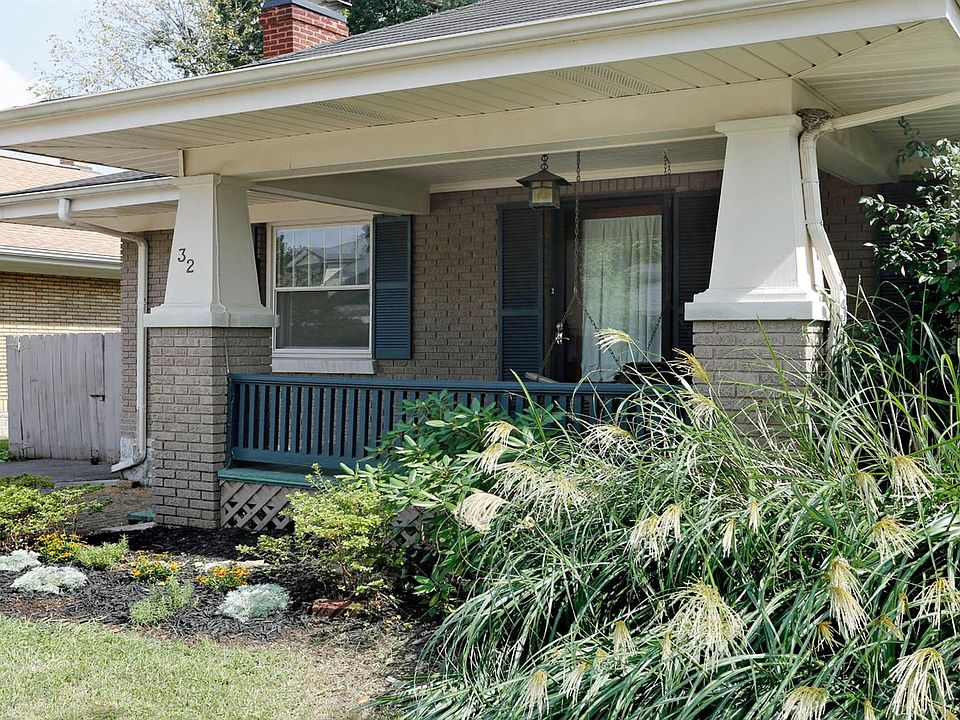 1st image of 32 Richmond Ave