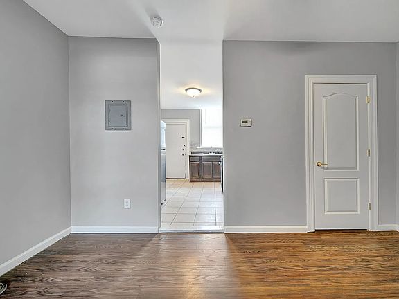 5th image of 97 Pine St APT 8
