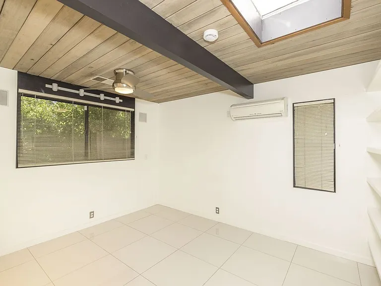 1134 Harker Ave — Photo 18