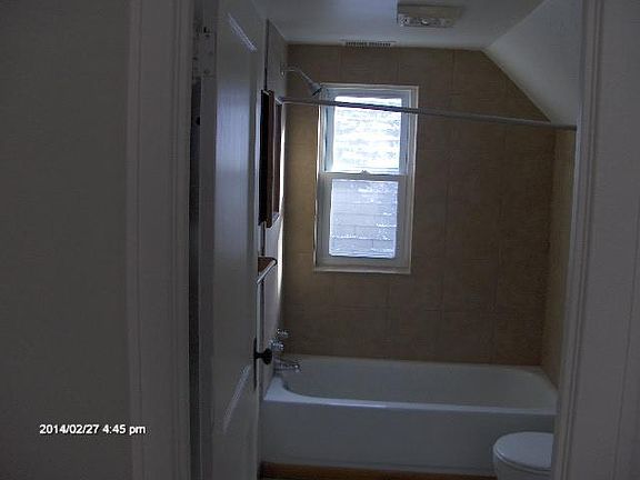 5th image of 146 Harvard Pl #3