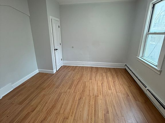 4th image of 539 Scotland Rd #1L