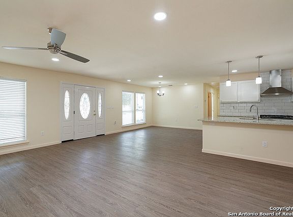 5th image of 114 Waldo Dr