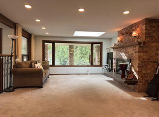 811 175th St SW #203, Bothell, WA 98012