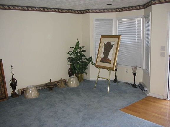3rd image of 3655 Palisade Park Dr