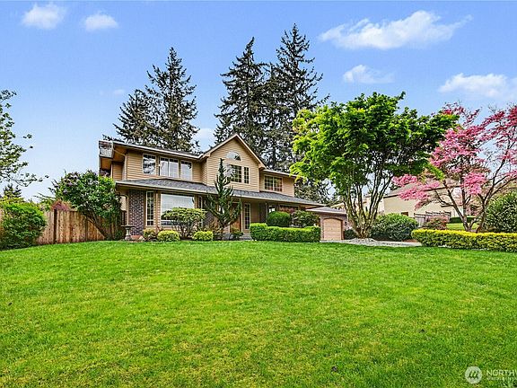2nd image of 2618 96th Avenue Ct E