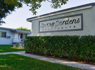 749 Curtiss Pkwy #40, Miami, FL 33166
