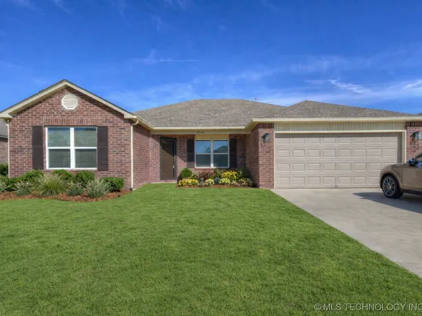 8325 E 163rd St S, Bixby, OK 74008