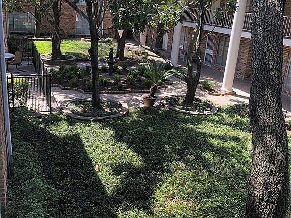 4th image of 2201 Fountain View Dr APT 42
