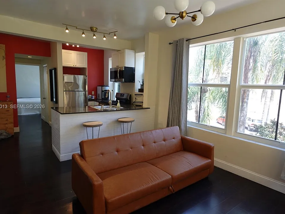 1320 Drexel Ave #200