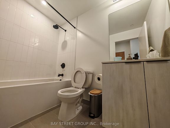 4th image of 2495 Eglinton Ave W #1107