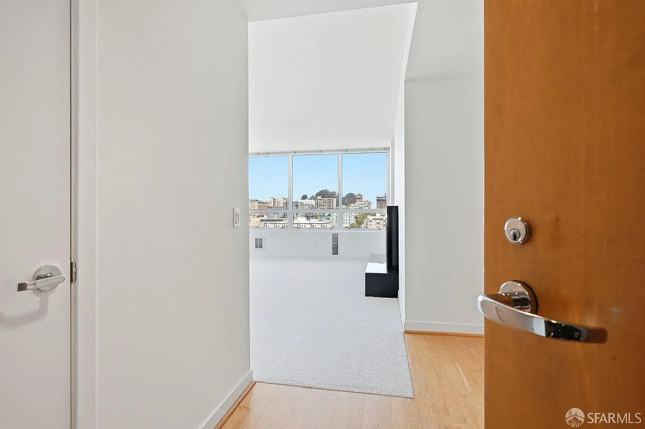 1388 Gough St APT 1301 - Photo 5