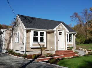 642 Smith Neck Rd, Dartmouth, MA 02748