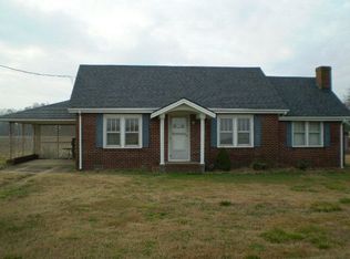 1861 Nixonton Rd, Elizabeth City, NC 27909