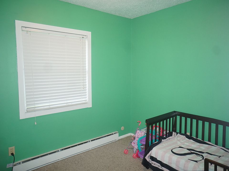 2nd image of 614 Apple St