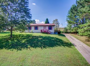 117 Castle Ln, Dover, TN 37058
