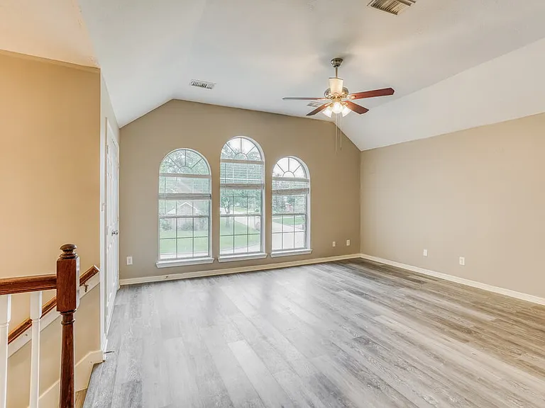 11914 Serendipity Ln — Photo 9