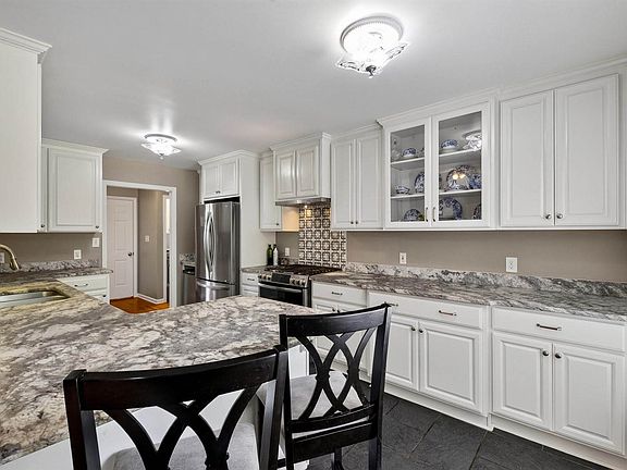 2nd image of 133 Mayflower Way #133