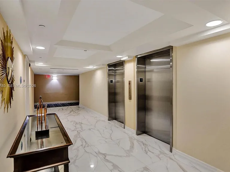 6917 Collins Ave #503 — Photo 32