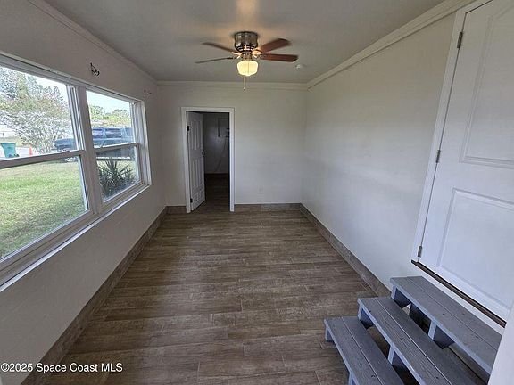 3rd image of 23 Emerald St