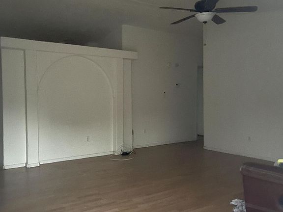 5th image of 43706 N 12th St