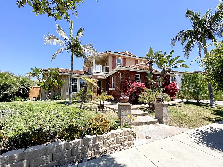 12470 Sundance Ave — Photo 2