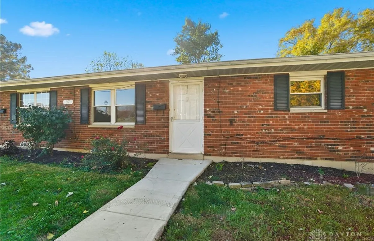 2 bed, 1769 sqft, $1,600 — Photo 3