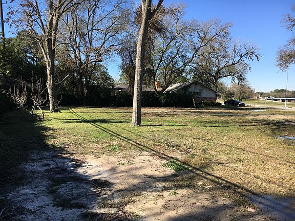 2nd image of 3819 S Braeswood Blvd