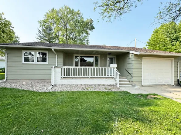 419 Tamarack St, Randolph, WI 53956