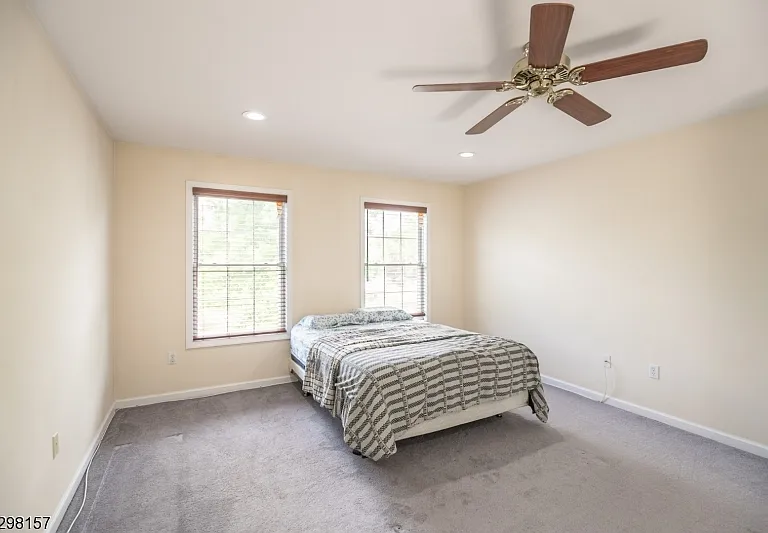29 Vocisano Ct — Photo 41