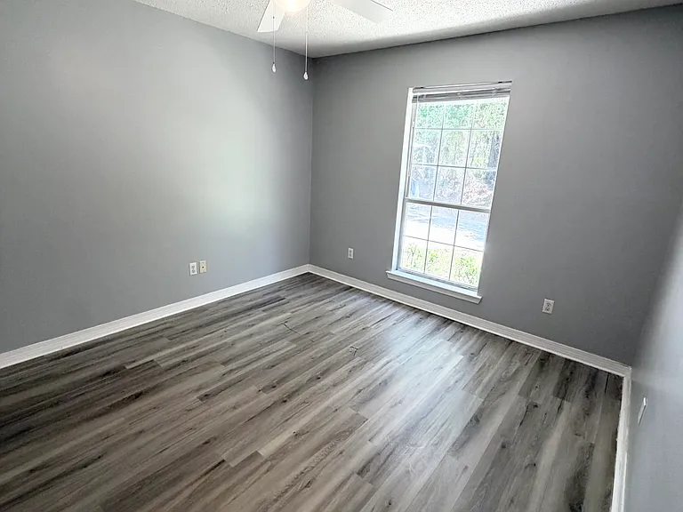 Guest bedroom 2