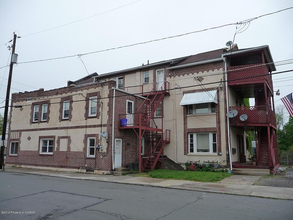 2nd image of 1210-1212 Main St