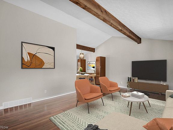 5th image of 13988 Bennington Blvd