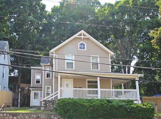 10 Foster St, Danbury, CT 06810