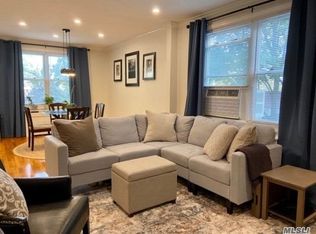 1 Edwards St APT 3D, Roslyn Heights, NY 11577