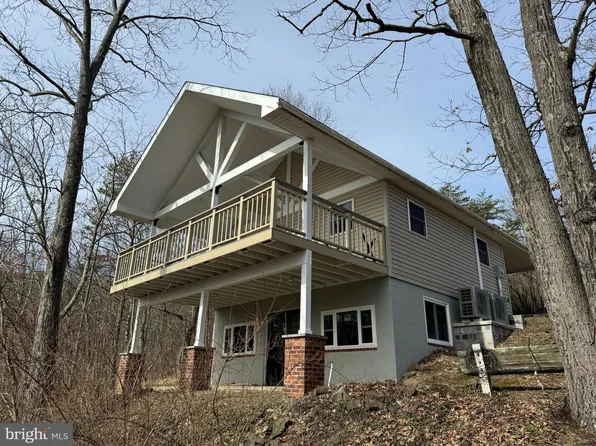 2753 Cottage Ln, James Creek, PA 16657