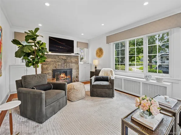 23 Fraser Street, Pelham, NY 10803