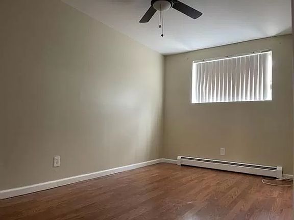 3rd image of 1364 E 92nd St #100