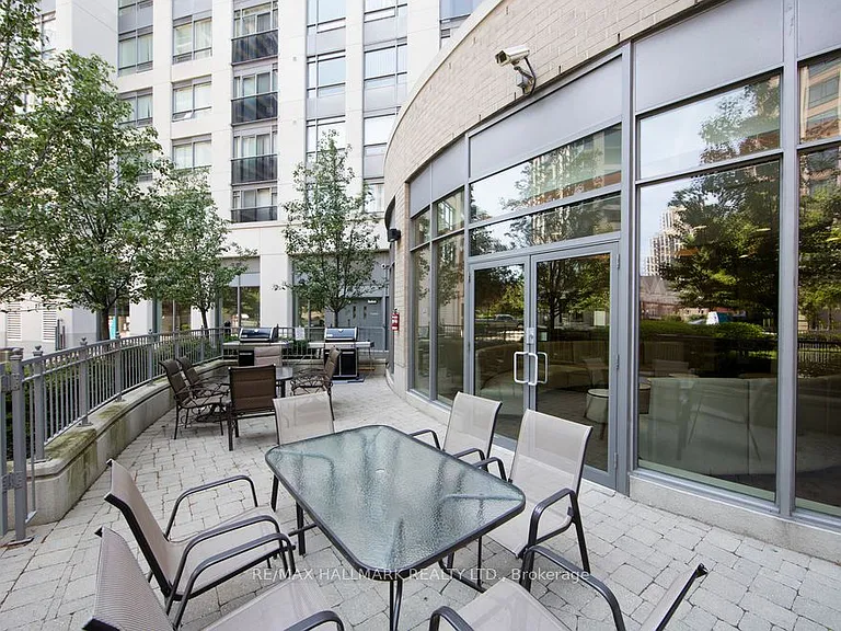 5191 Dundas St W #213 — Photo 22